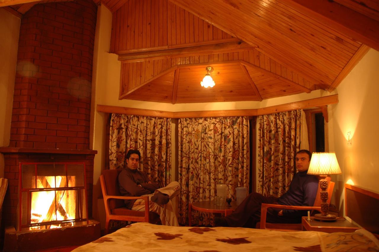 Aksa Resort Pahalgām Esterno foto