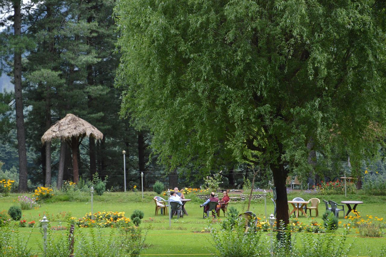 Aksa Resort Pahalgām Esterno foto