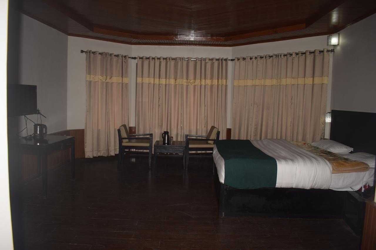 Aksa Resort Pahalgām Esterno foto