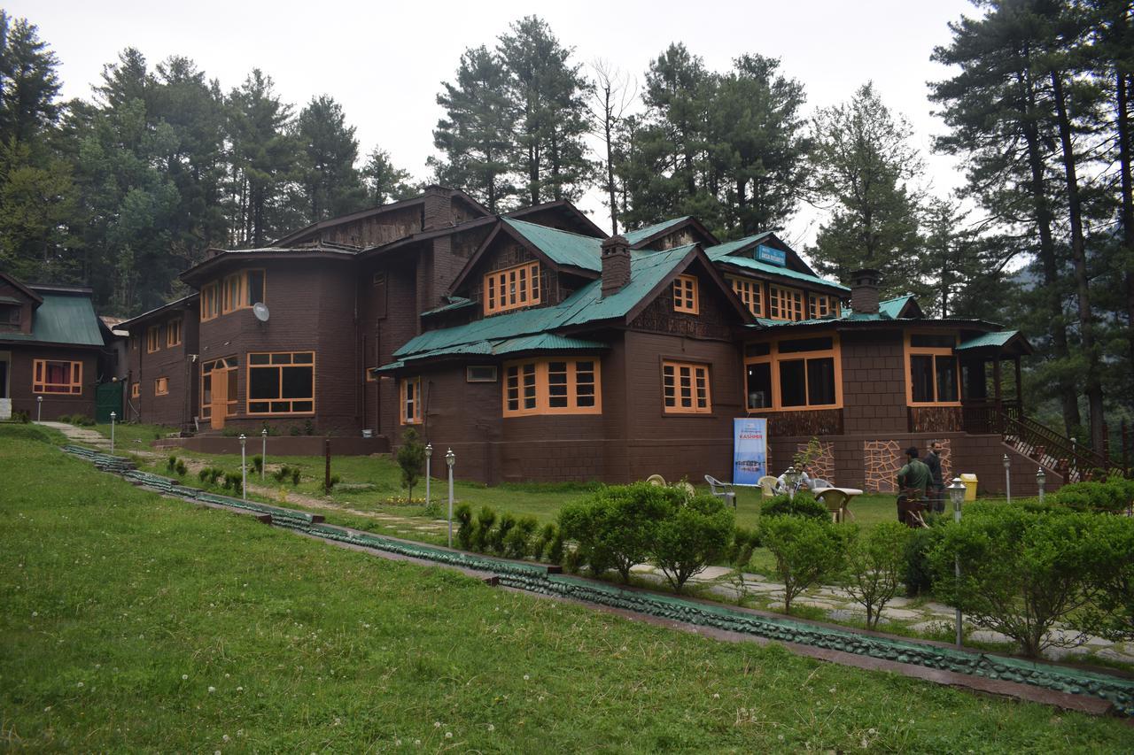 Aksa Resort Pahalgām Esterno foto