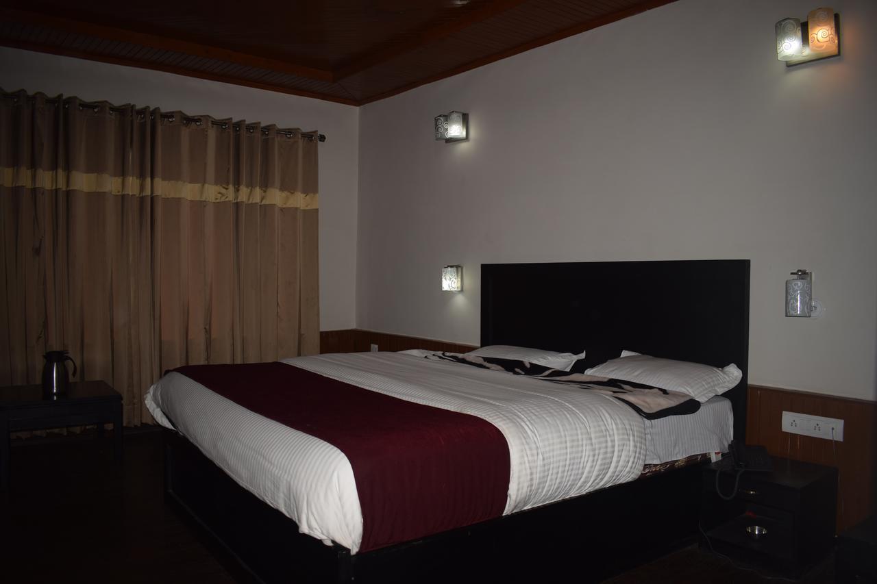 Aksa Resort Pahalgām Esterno foto